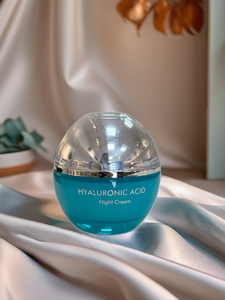 EVA Skin Clinic Hyaluronic Acid Night Cream
كريم ليلي بحمض الهيالورونيك من إيفا
