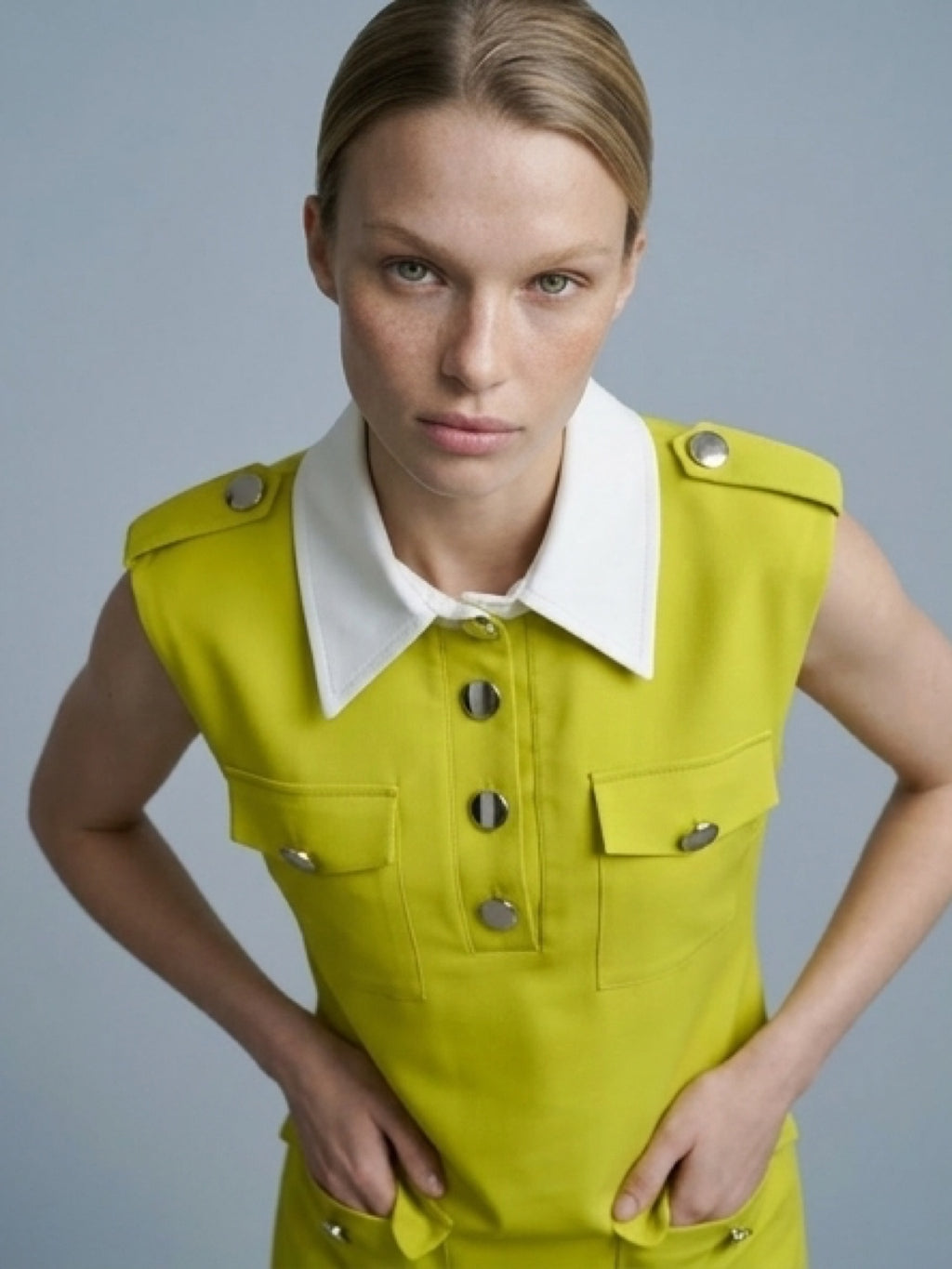 فستان ميني أنيق بأزرار معدنية وجيوب – Lime Green
