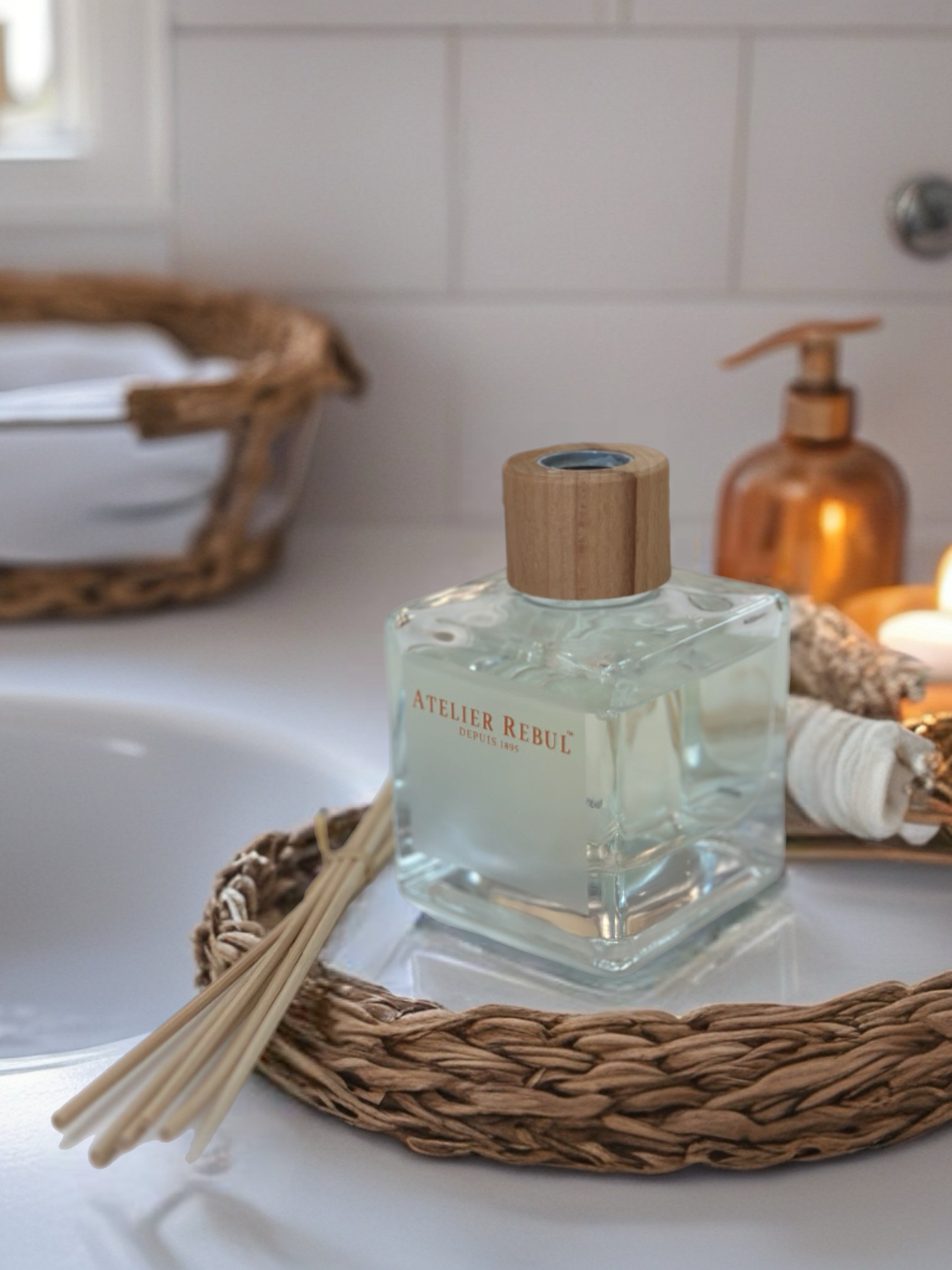 Atelier Rebul Mandarine Reed Diffuser
120ml