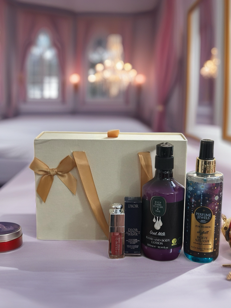 Elegant Beauty Mother’s Gift