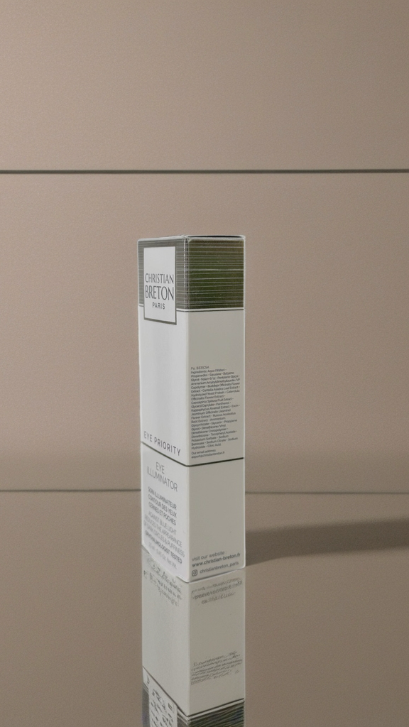 Christian Breton – Eye Priority Eye Illuminator