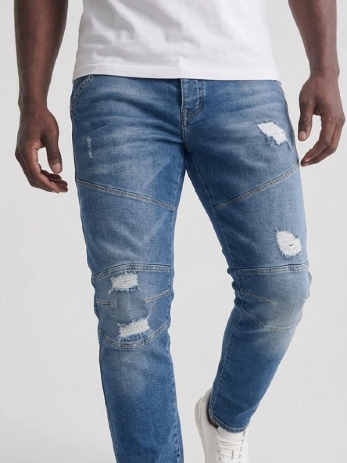 Slim Fit Distressed Jeans – Street Style Denim