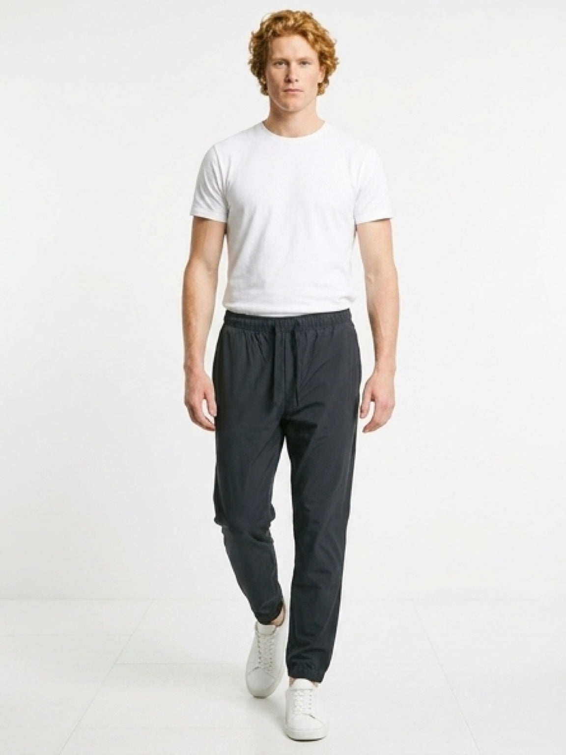بنطلون رجالي أسود كاجوال بخصر مطاطي – Smart Jogger Pants Black
