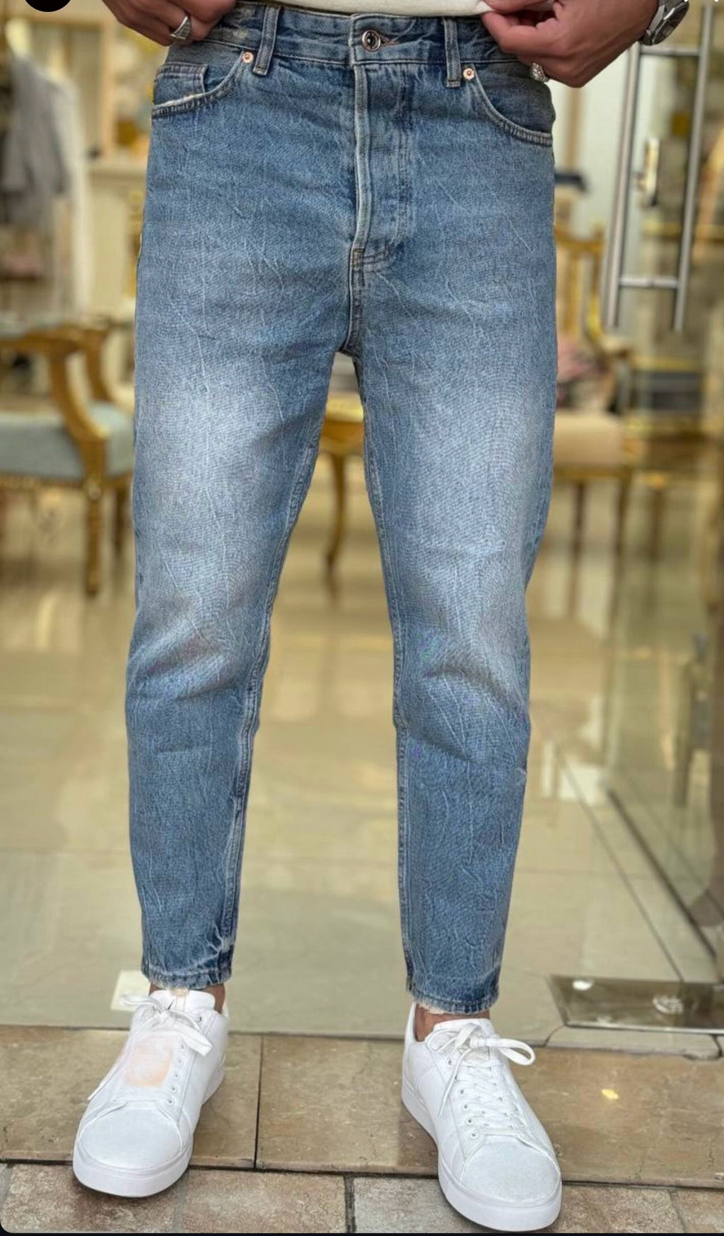 Classic Medium Wash Regular Fit Jeans